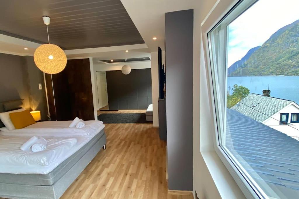 오다 Fjordside Panorama House Trolltunga 빌라 외부 사진